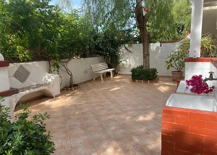 Glicine A Pochi Passi Dal Mare E Dal Centro Сasa de vacaciones *