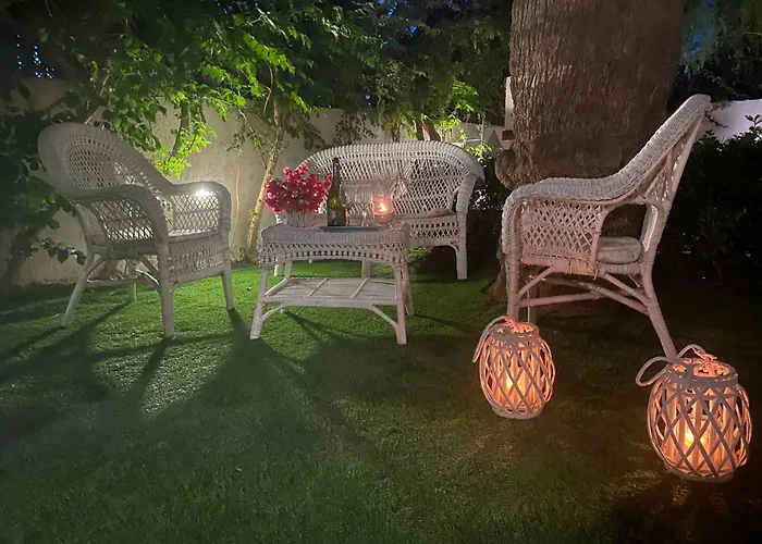 Glicine A Pochi Passi Dal Mare E Dal Centro