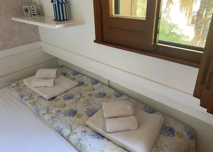 Glicine A Pochi Passi Dal Mare E Dal Centro Сasa de vacaciones *